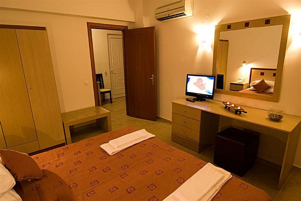 Lindos Blue Sky Aparthotel Luaran gambar